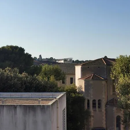 La Terrasse Suspendue Des Arènes - Nuit à *