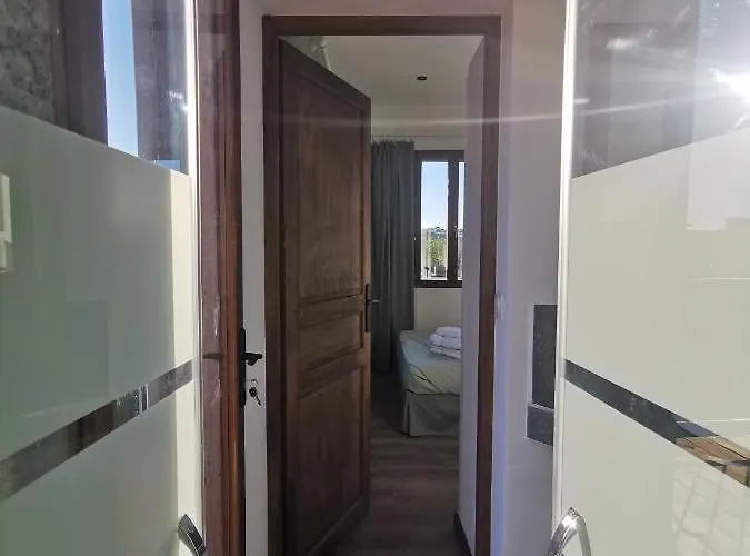 Apartment La Terrasse Suspendue Des Arenes - Nuit A Nîmes