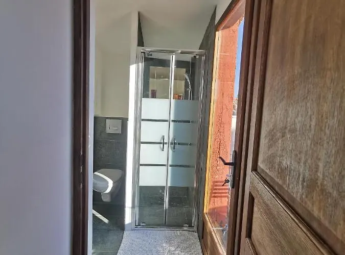 La Terrasse Suspendue Des Arenes - Nuit A Apartamento *