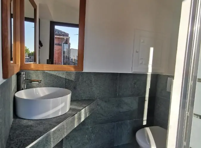 La Terrasse Suspendue Des Arenes - Nuit A